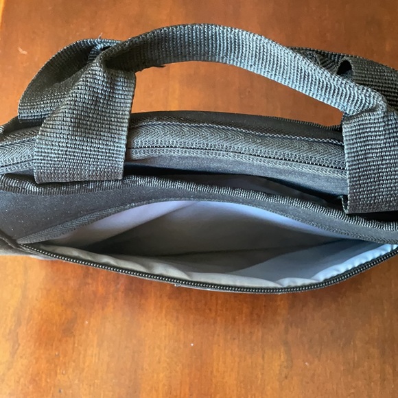 12” Slipskin Sleeve with Hideaway Handles - Picture 5 of 5